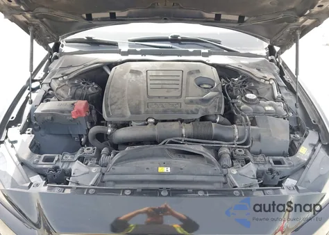 2019 Jaguar Xe from USA, damaged, VIN SAJAS4FX2KCP52702